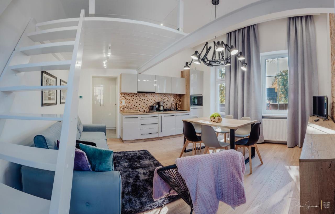 Apartament Lux Cieplice 옐레니아구라 외부 사진