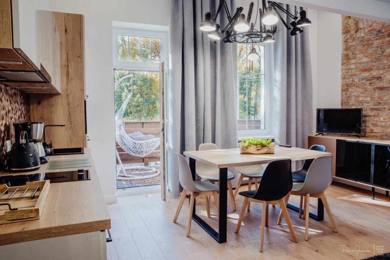 Apartament Lux Cieplice 옐레니아구라 외부 사진